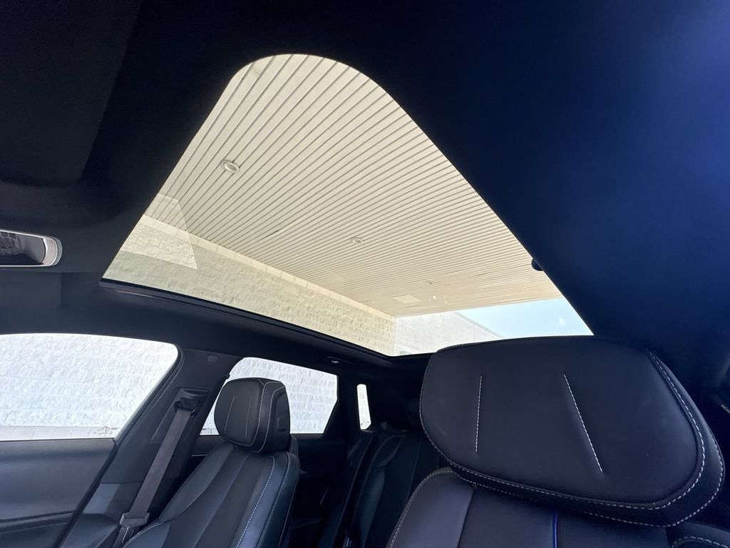 Certified 2024 Cadillac Lyriq Luxury AWD/4WD image 19