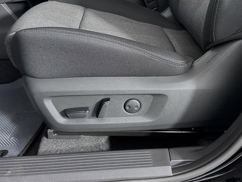 New 2026 Nissan Rogue SV FWD image 19