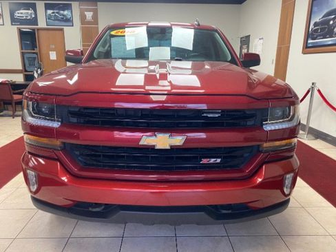 Used 2018 Chevrolet Silverado 1500 LT w/ All Star Edition image 7