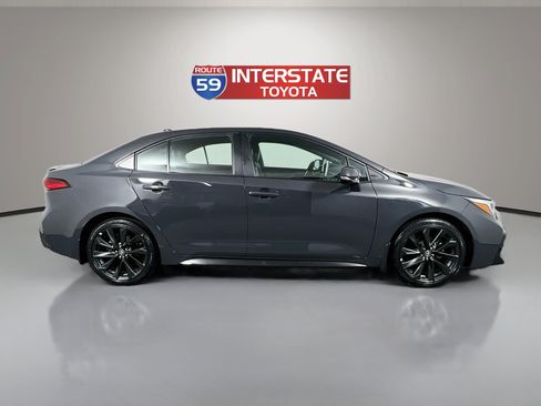 Certified 2025 Toyota Corolla XSE FWD image 8