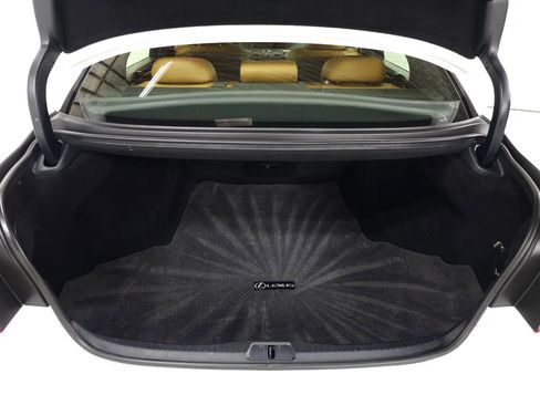 Used 2015 Lexus LS 460 AWD w/ F Sport Package image 36