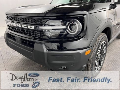 New 2025 Ford Bronco Sport Outer Banks w/ Outer Banks Tech Package+ image 10
