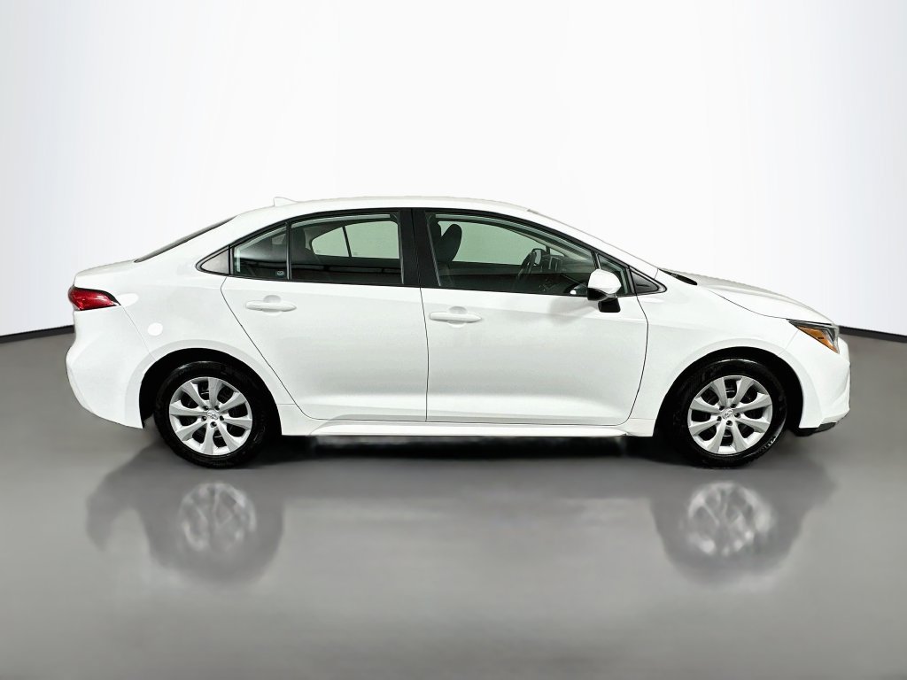 Certified 2024 Toyota Corolla LE FWD image 4