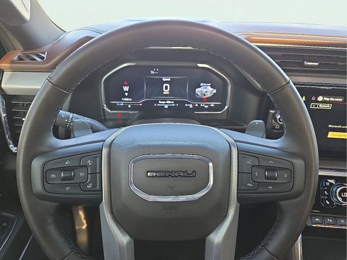 Used 2024 GMC Sierra 1500 Denali w/ Technology Package AWD/4WD image 24