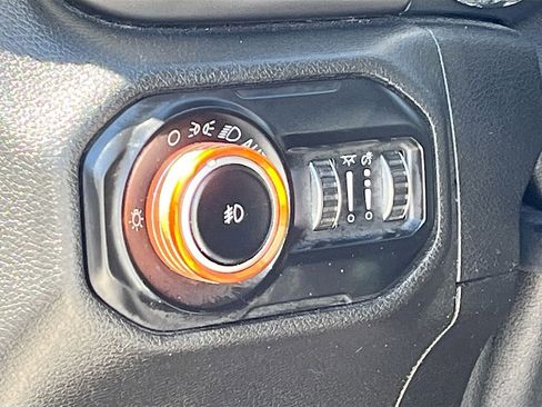 Used 2019 Jeep Wrangler Unlimited Sport S image 10