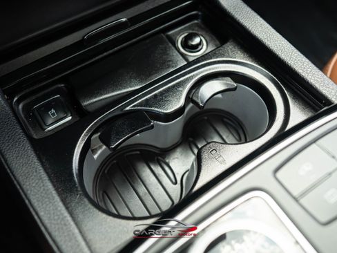 Used 2019 Mercedes-Benz GLE 43 AMG 4MATIC w/ Premium 3 Package image 36