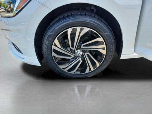 Used 2019 Volkswagen Jetta SEL Premium FWD image 35