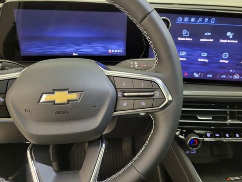 New 2026 Chevrolet Traverse LT w/ Sun and Wheel Package image 6