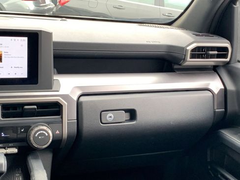 Used 2025 Toyota 4Runner TRD Off-Road image 35