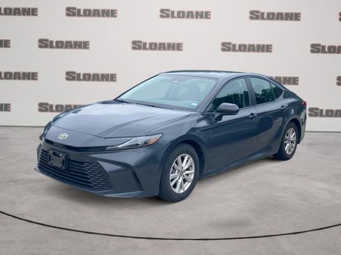 Used 2025 Toyota Camry LE FWD image 1