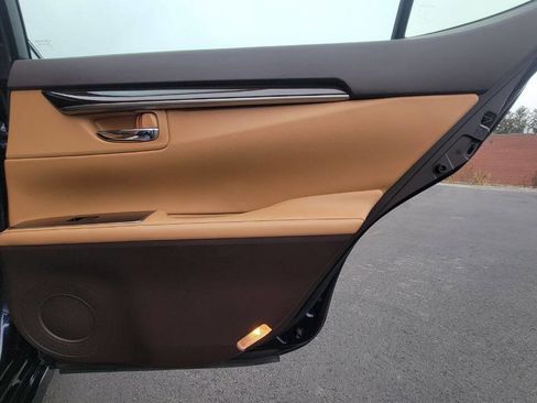 Used 2017 Lexus ES 350 FWD image 24