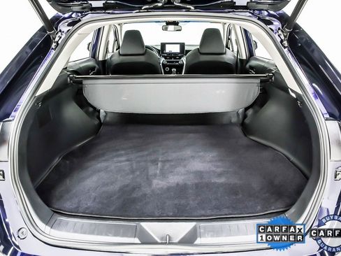 Used 2023 Toyota Venza LE image 39