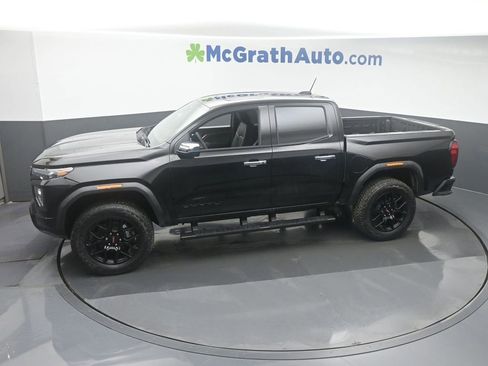 New 2025 GMC Canyon Denali w/ LPO, Denali Black Edition image 23