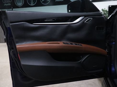Used 2016 Maserati Ghibli S RWD image 9