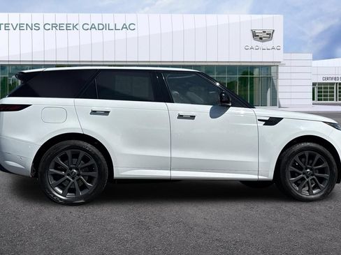 Used 2024 Land Rover Range Rover Sport Dynamic SE AWD/4WD image 2