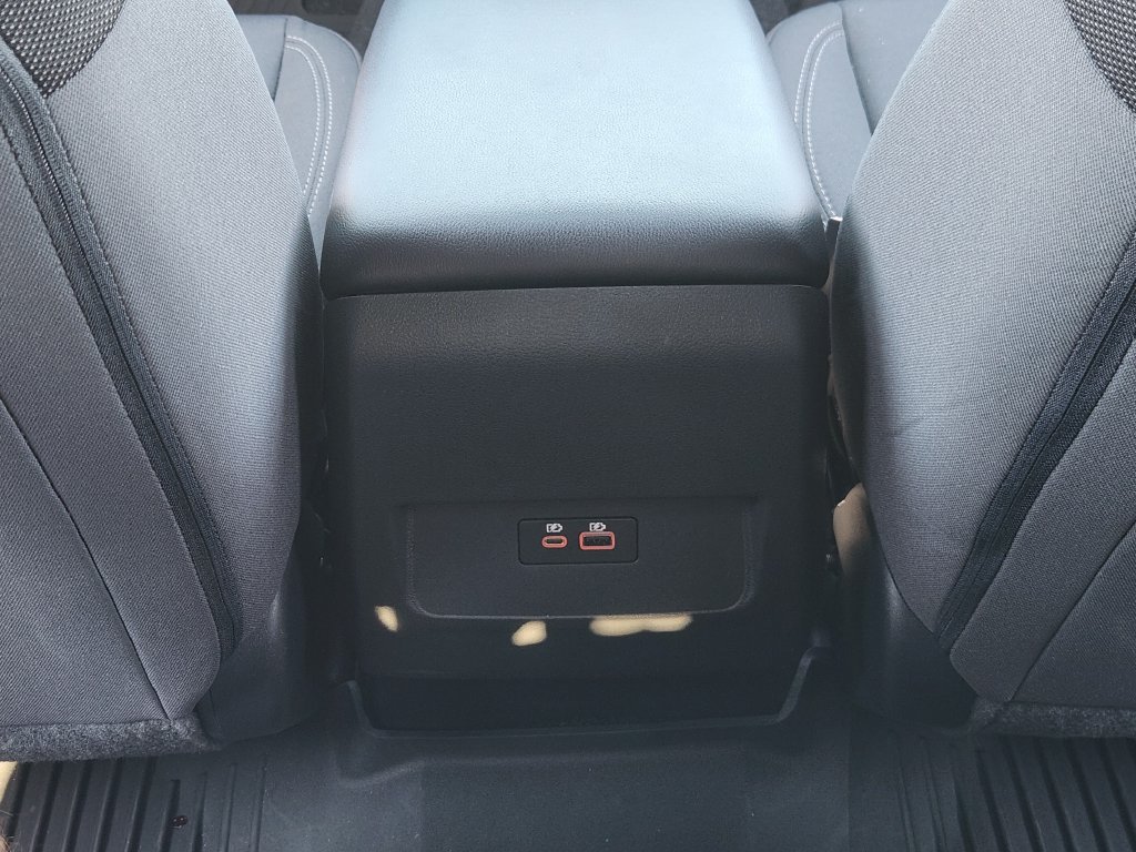 Used 2026 Nissan Frontier SV w/ All-Weather Content Package RWD image 19