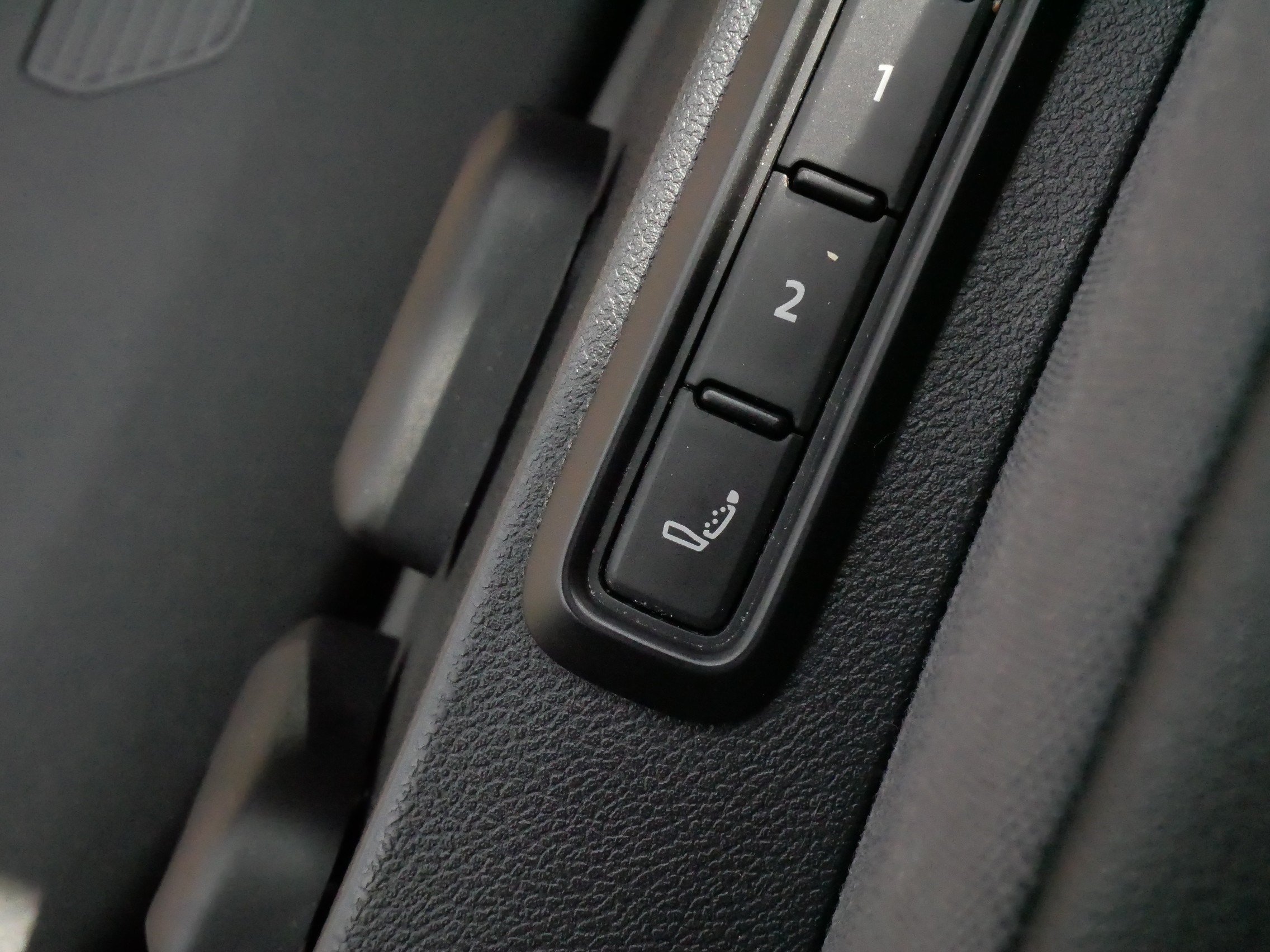 Certified 2023 Volkswagen ID.4 Pro S AWD/4WD image 30
