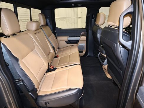 Certified 2024 Ford F350 Lariat w/ Lariat Ultimate Package image 19