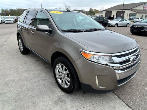 Used 2013 Ford Edge SEL FWD image 3
