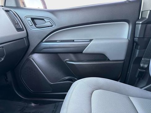Used 2019 Chevrolet Colorado W/T image 16