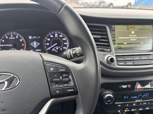 Used 2016 Hyundai Tucson Limited image 23