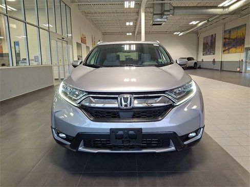 Used 2018 Honda CR-V Touring image 2