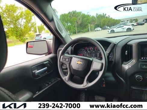 Used 2020 Chevrolet Silverado 1500 Custom w/ Custom Value Package RWD image 19