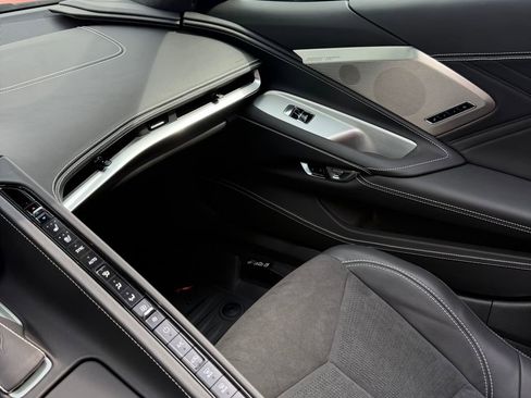 Used 2025 Chevrolet Corvette Z06 w/ Battery Protection Package image 30