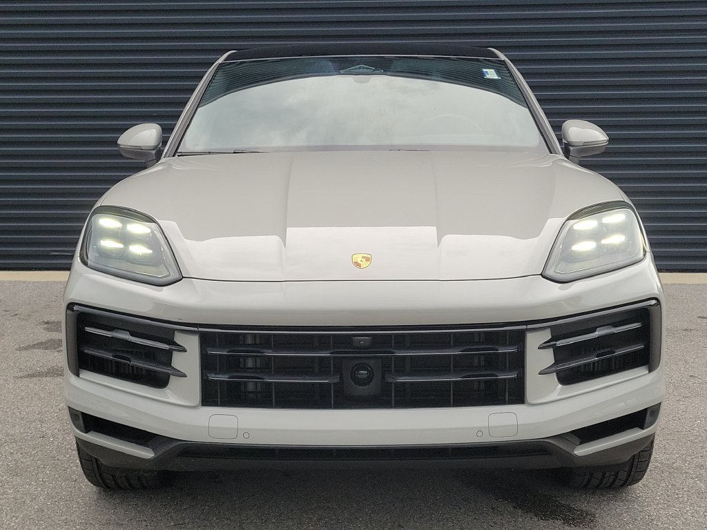 Certified 2026 Porsche Cayenne Coupe AWD/4WD image 10
