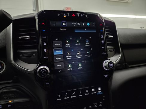 Used 2024 RAM 2500 Big Horn w/ Night Edition image 54