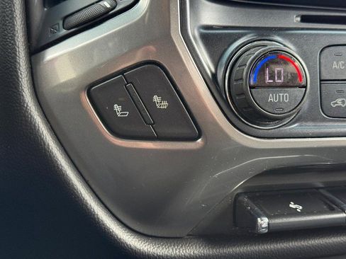 Used 2018 Chevrolet Silverado 1500 LT w/ All Star Edition AWD/4WD image 18