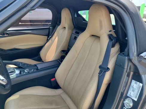 Used 2016 MAZDA MX-5 Miata Grand Touring RWD image 10