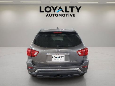 Used 2020 Nissan Pathfinder Platinum FWD image 4