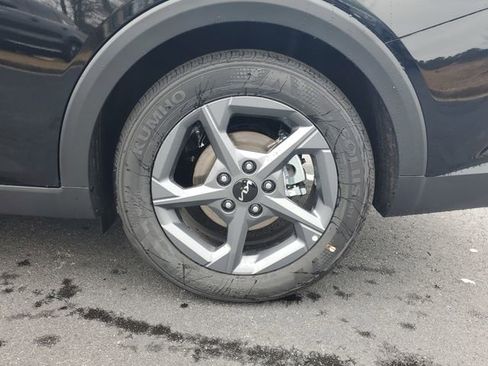 New 2025 Kia K4 LXS image 7