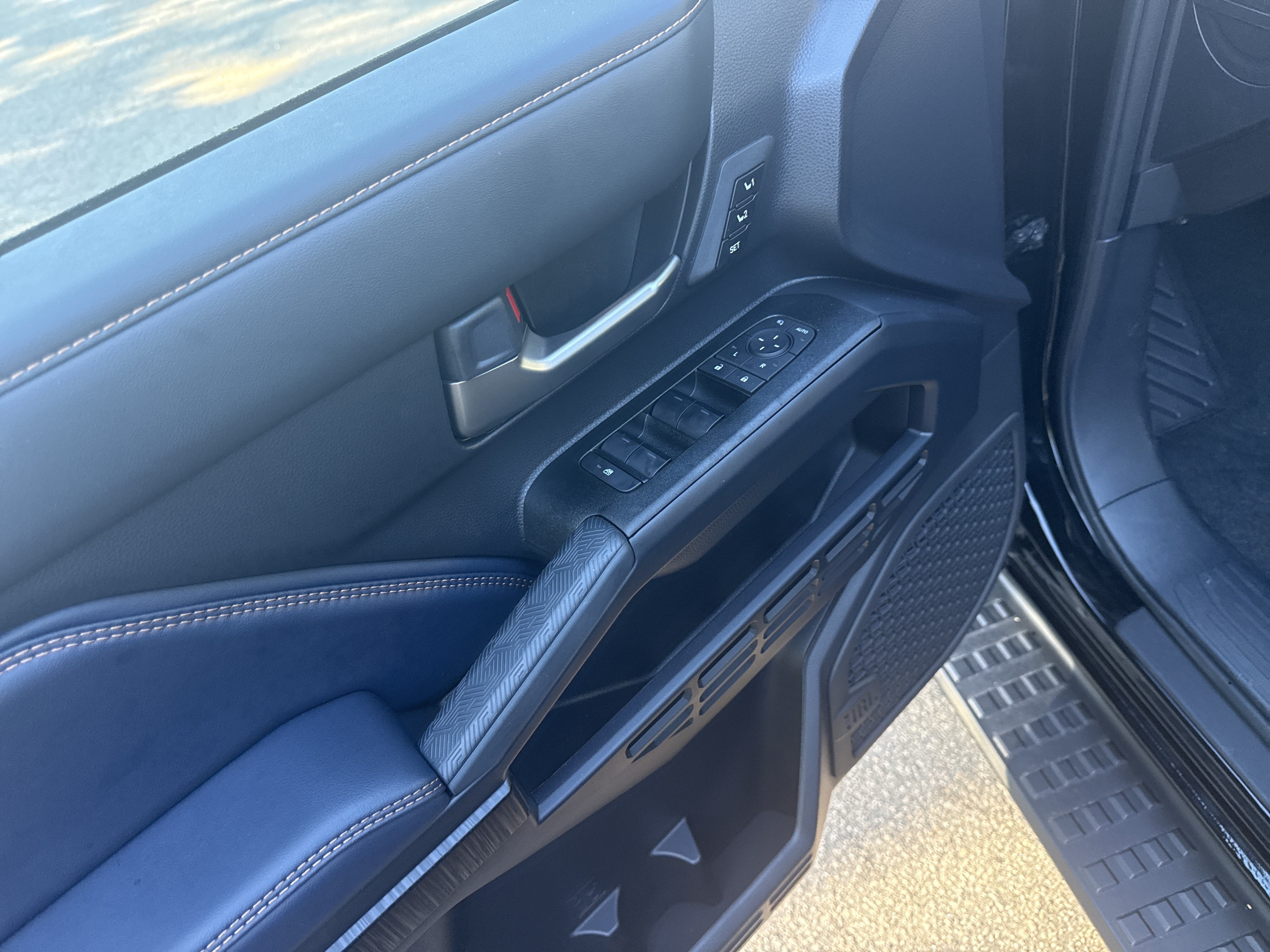 Used 2026 Toyota 4Runner Platinum AWD/4WD image 15