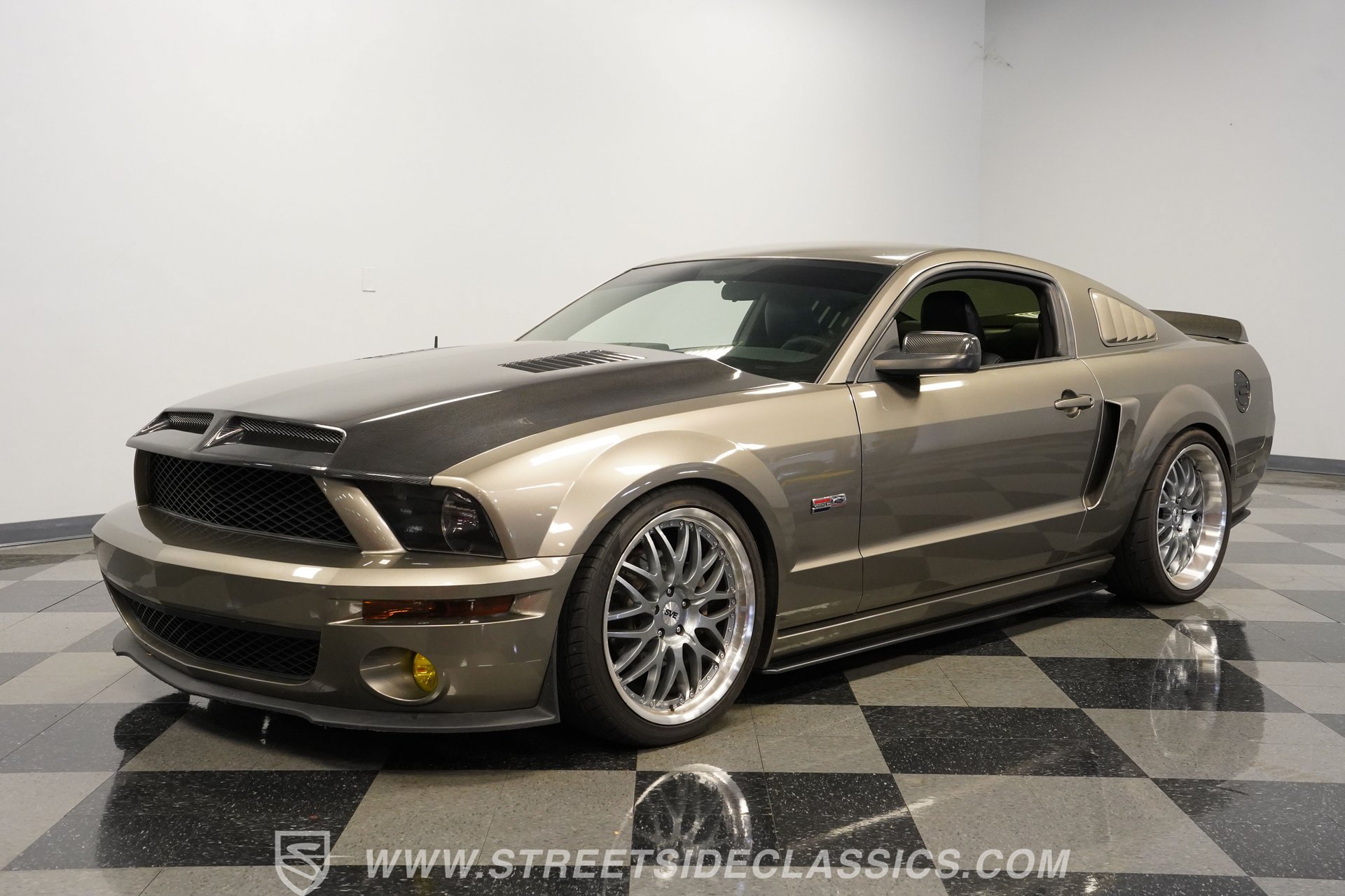 Used 2005 Ford Mustang GT RWD image 6