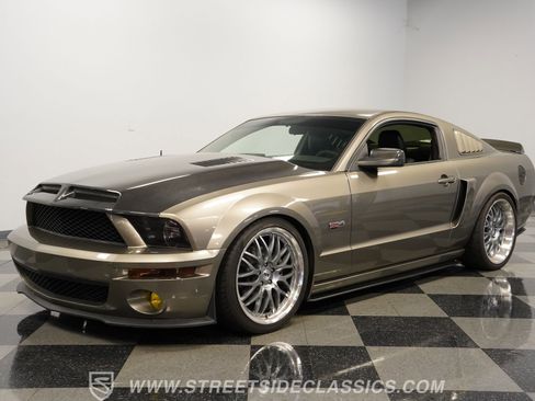 Used 2005 Ford Mustang GT RWD image 6