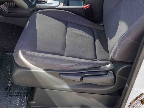 Used 2022 Nissan Frontier S image 20