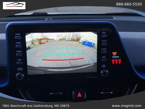 Used 2022 Toyota C-HR XLE FWD image 34