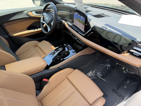 Used 2025 Audi A5 2.0T Premium Plus w/ Premium Plus AWD/4WD image 14