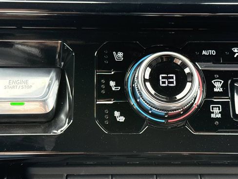 New 2026 GMC Sierra 1500 AT4X w/ LPO, Black Badging Package AWD/4WD image 22