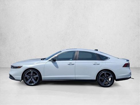 Used 2024 Honda Accord Sport image 9