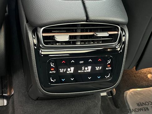 Used 2023 Mercedes-Benz EQE 500 4MATIC Sedan image 26