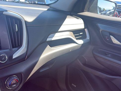 Used 2020 GMC Terrain SLT w/ Preferred Package FWD image 17