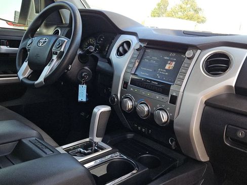 Used 2021 Toyota Tundra SR5 image 33