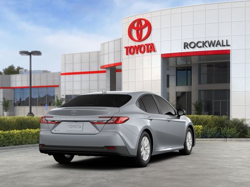 New 2026 Toyota Camry LE w/ Convenience Package FWD image 11
