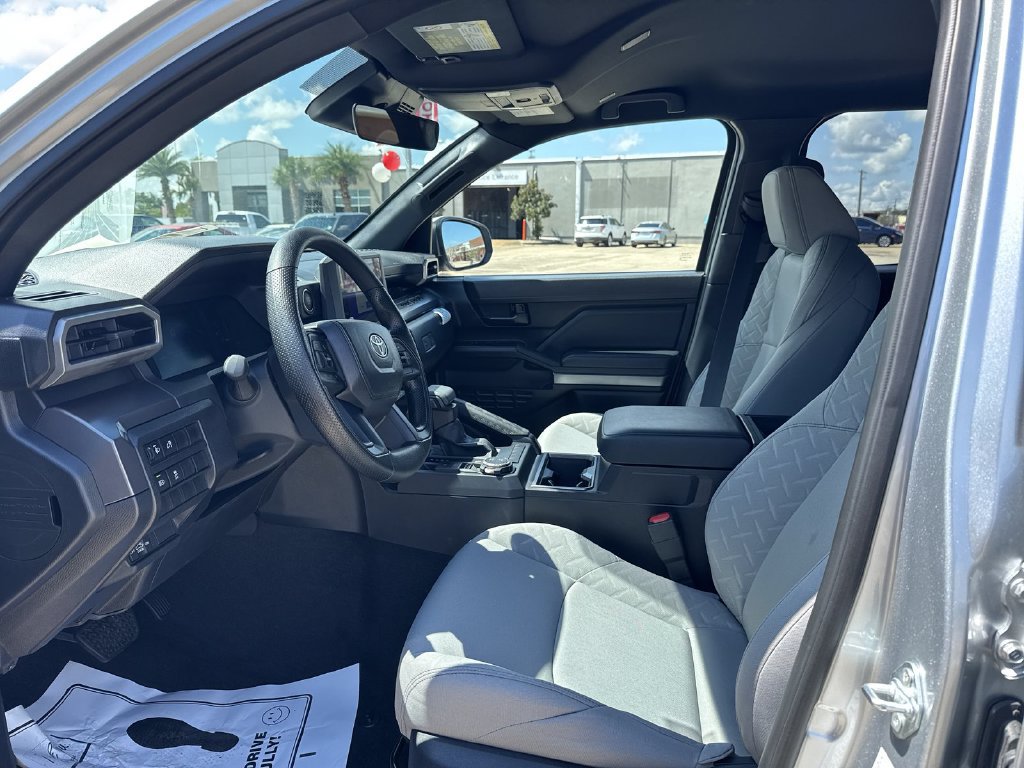 Used 2026 Toyota Tacoma SR5 AWD/4WD image 13