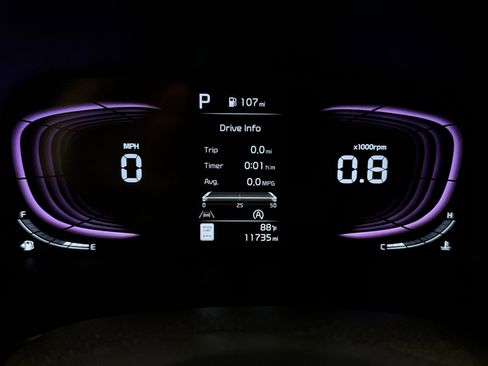 Used 2025 Kia Soul LX w/ LX Technology Package FWD image 13
