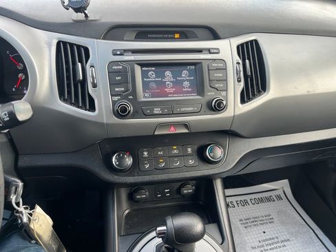 Used 2015 Kia Sportage LX image 21