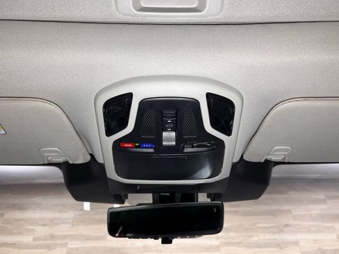 Used 2025 Subaru Outback Touring image 20